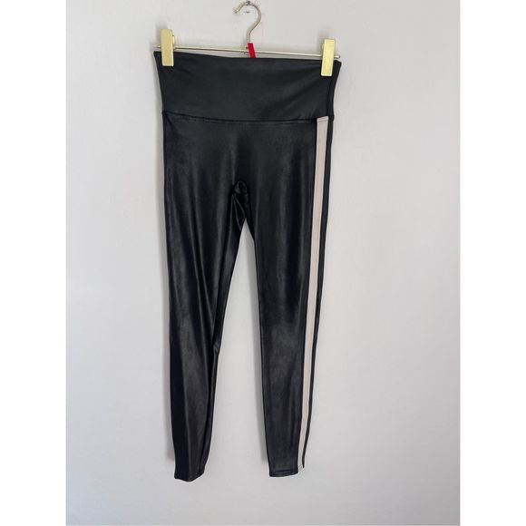 SPANX Faux Leather Slimming Leggings Size Medium